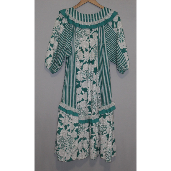 Vintage Tori Richard Floral Striped Muu Muu Ruffled Dress Green White Medium - Picture 10 of 16